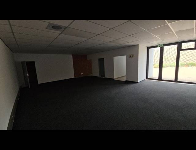 INDUSTRIAL PROPERTY TO RENT IN OLIFANTSFONTEIN